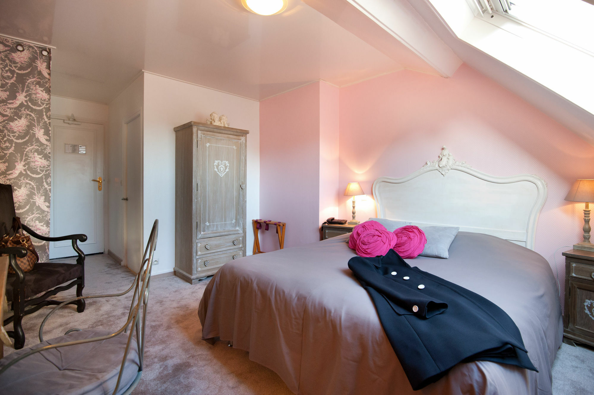 Hotel Le Prieure Et La Residence Амиен Екстериор снимка